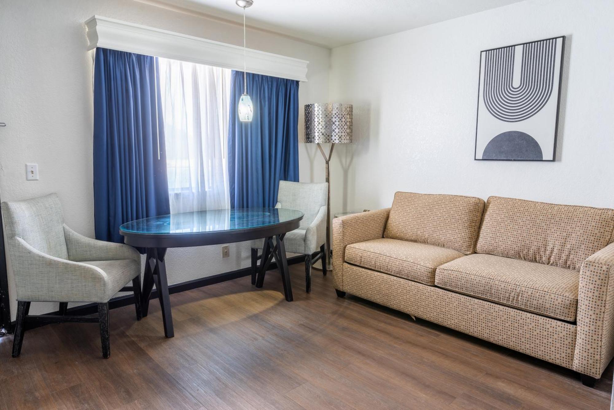 Hotel Sands &