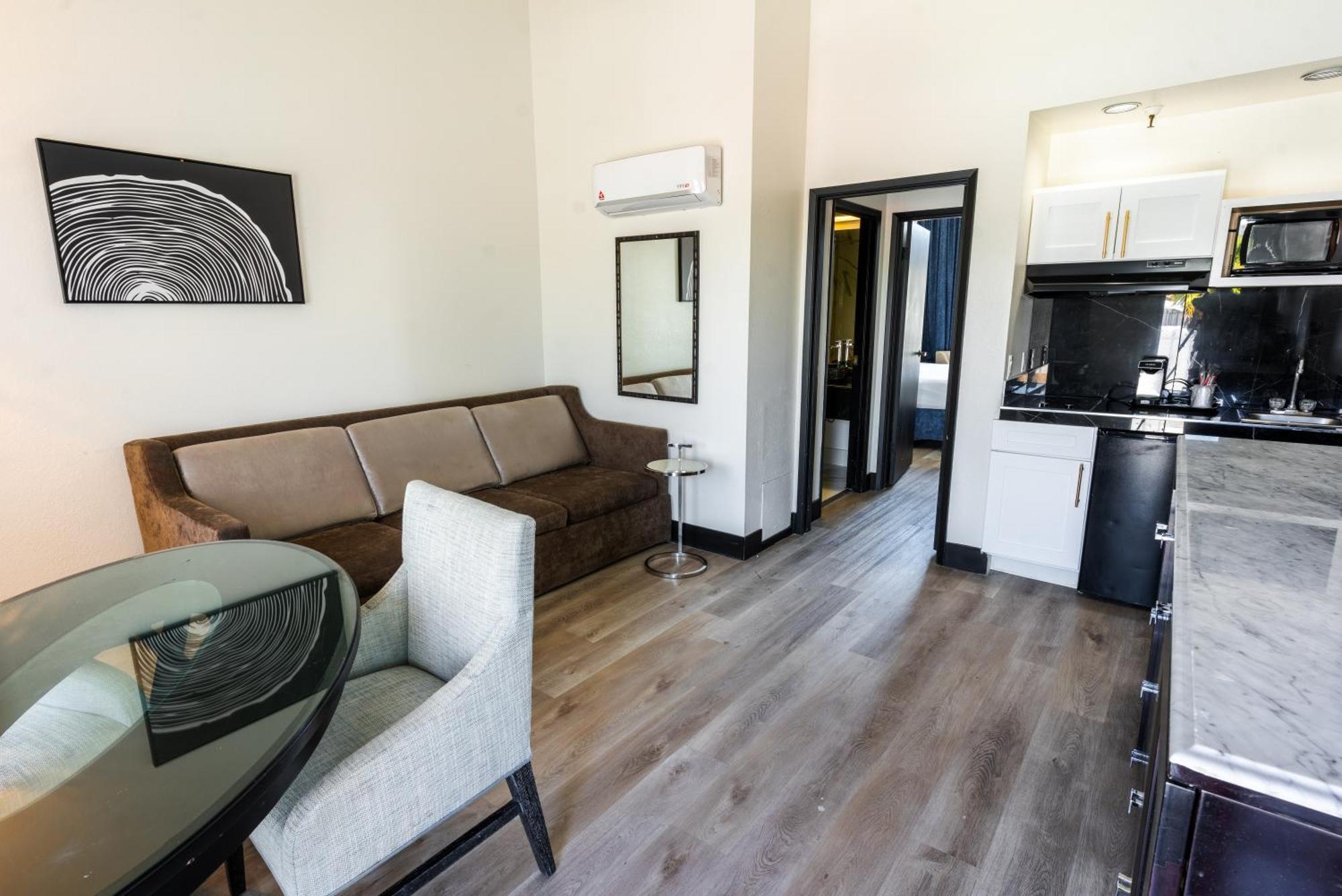 Sands & 3* San Luis Obispo
