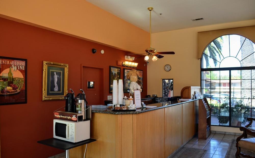 Sands & 3* San Luis Obispo