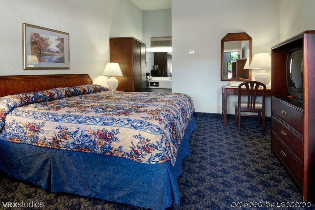 Sands & Hotel 3*